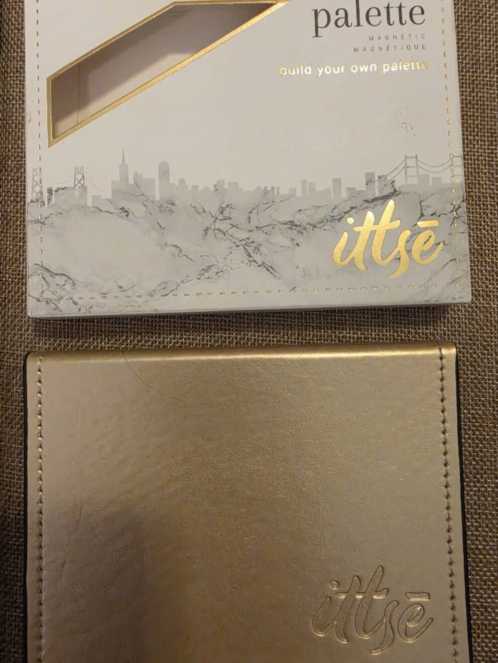 Ittse Faux Leather Makeup Palette w/ 4 Neutral Eyeshadows